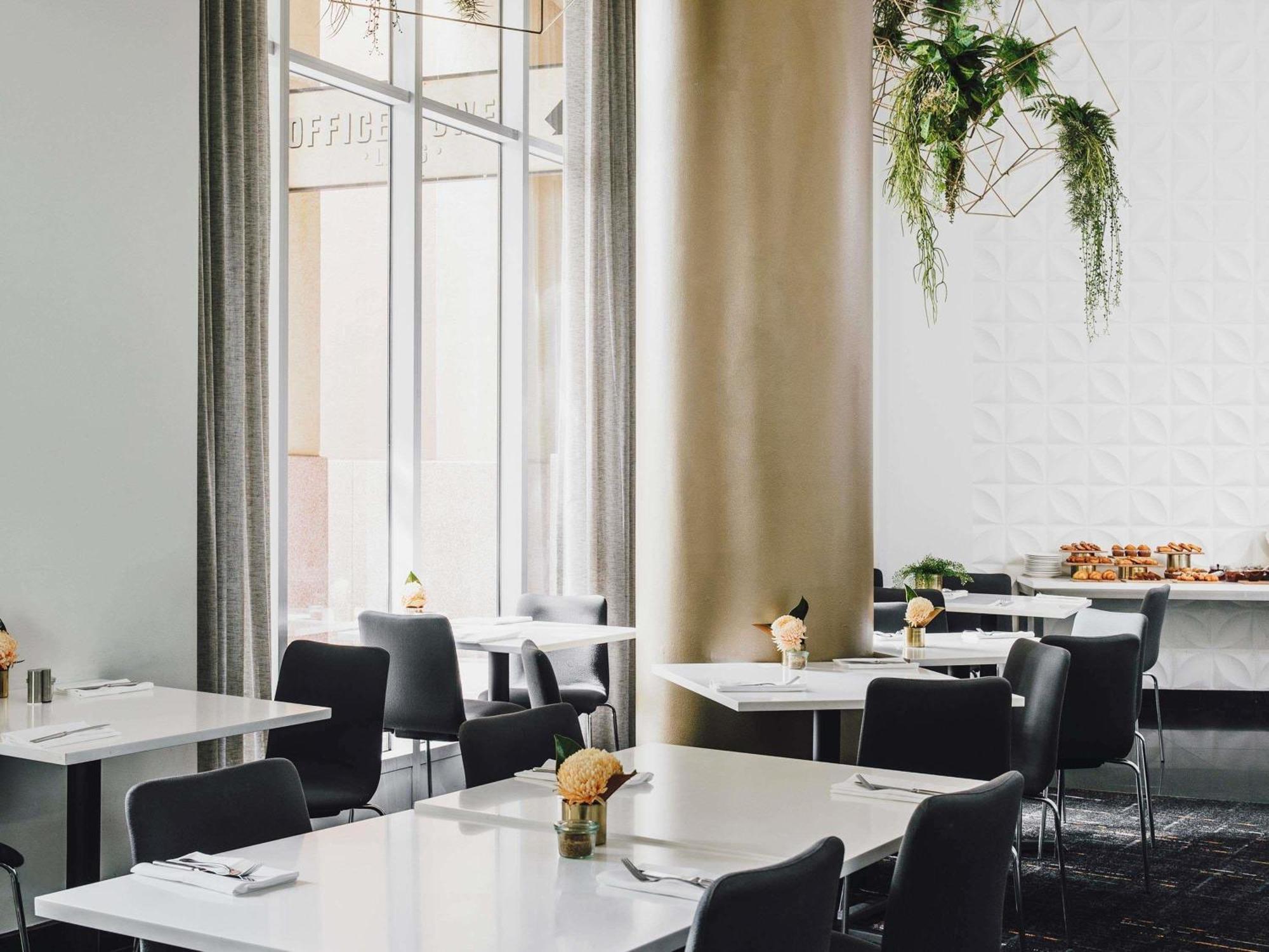 The Como Melbourne — Photos 1